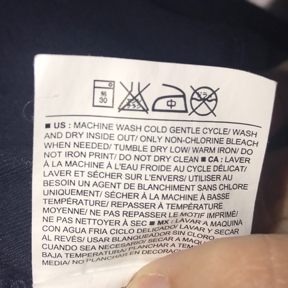 Old Navy V-neck Navy Blue T-shirt Size XL - Picture 5 of 7